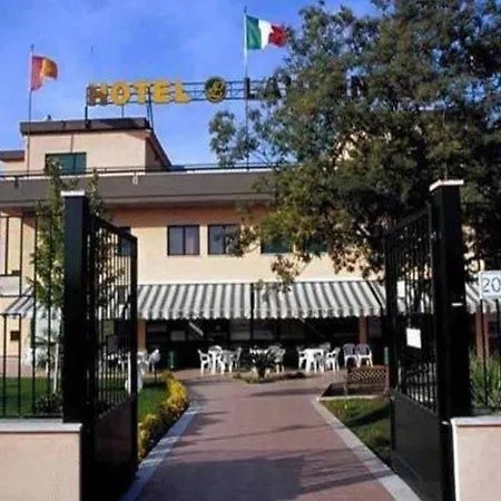 Hotel Laurence 3*