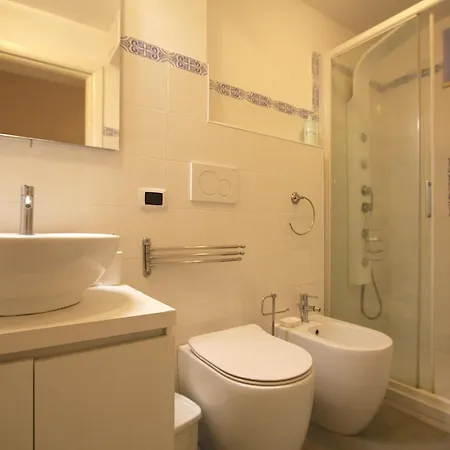 Appia Antica 2br With Swimming Pool