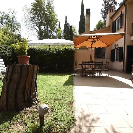 Appia Antica 2br With Swimming Pool *