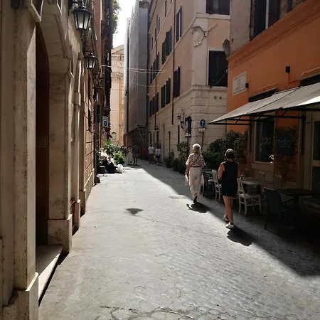 Barcaccia Luxury 2* Rome