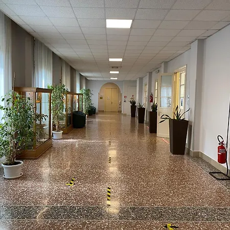 Affittacamere Casa La Salle - Casa Religiosa 3*