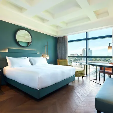 Hilton Eur La Hotel 4*