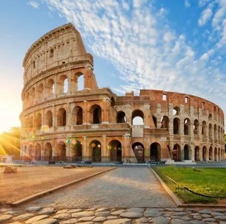 Leo's Colosseum - Private *