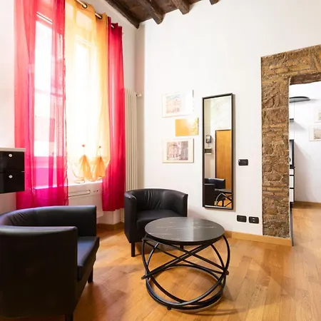 Red Heart In Trastevere - Collection Rome