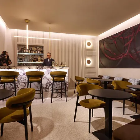 Fontanella Borghese 4*