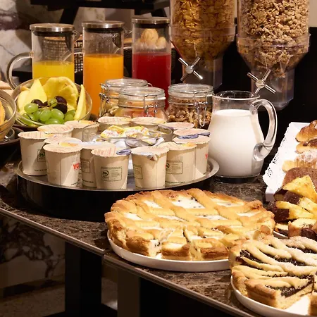 Fontanella Borghese Hotel 4*