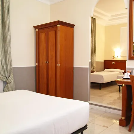 Hiberia Hotel 3*