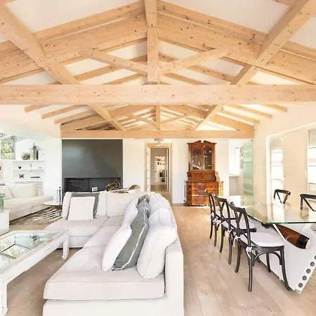 Holiday home Design