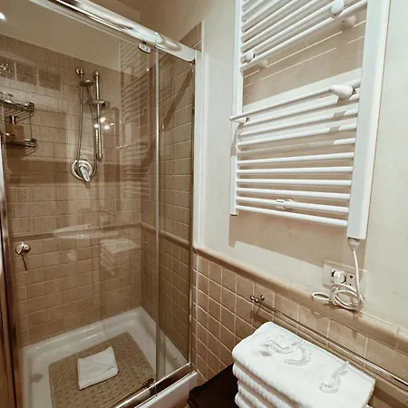 Residenza Sciarra 3* Rome