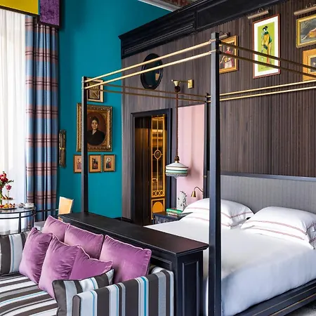 Palazzo - The Leading Of The World