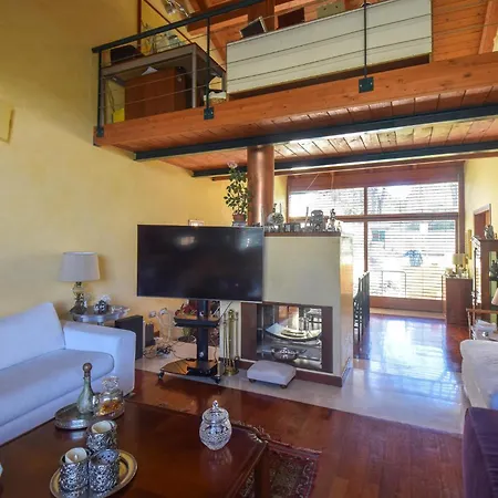 Holiday home 6 Bedroom Awesome In *