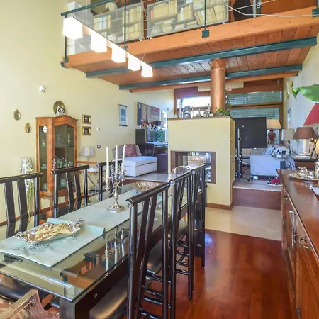 6 Bedroom Awesome In