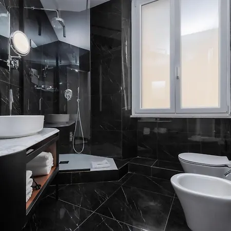 Valeri Hotel 3*