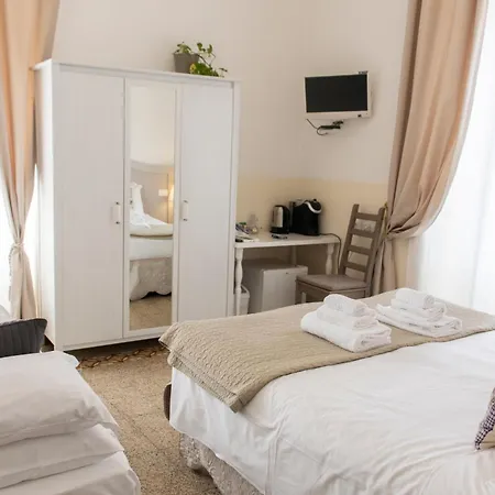 ビアンコレローナ B＆b 2* ローマ