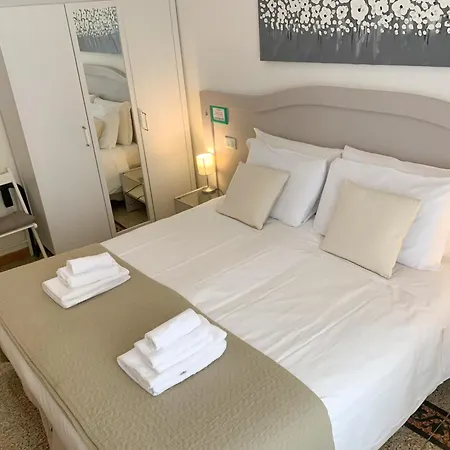 ビアンコレローナ B＆b ローマ