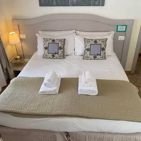 ビアンコレローナ B＆b ローマ