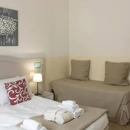 ベッド・アンド・ブレックファスト ビアンコレローナ B＆b ローマ