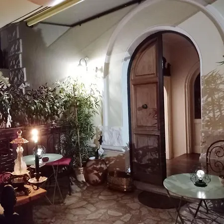 Secret Garden Borghese Apartment Rome