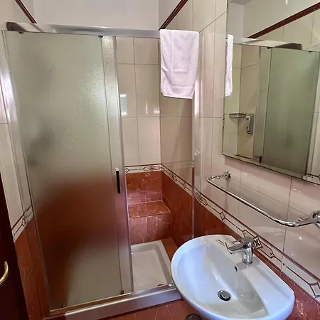 Ξενοδοχείο Domus Tiberina 2*
