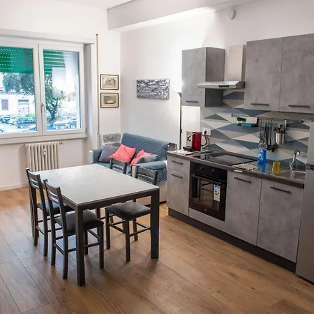 Holiday home Locazioni Ostiense - Domus William *