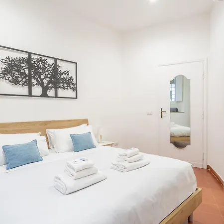 2 Bdr Navona Quintessential Charm Daire Roma