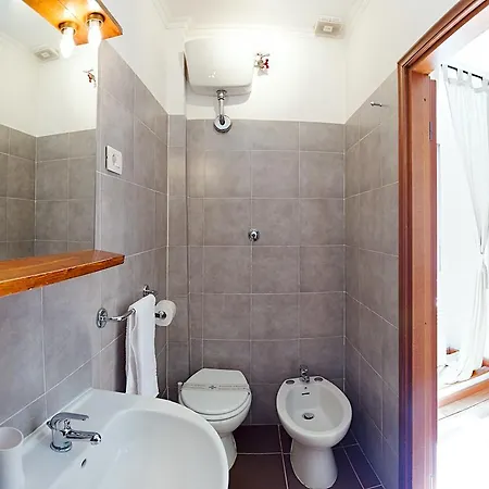 Bed & Breakfast Flavia 84 * Rome