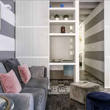 Apartment Navona Hi-tech *