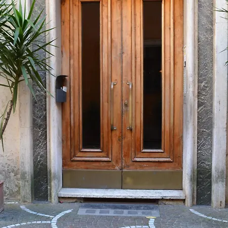 Apartman La Casetta Del Flaminio A Centro *