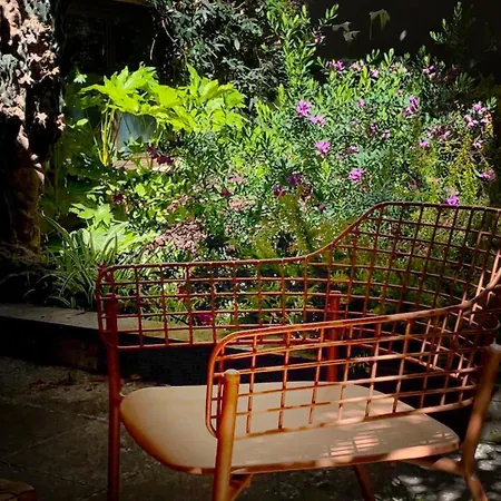 Loquat House Nel Giardino Segreto In Zona Vaticano
