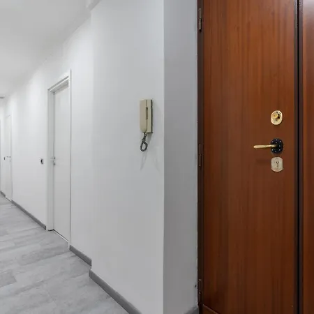 Guest house Amazing Near To Colosseo And Subway