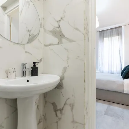 Guest house Amazing Near To Colosseo And Subway