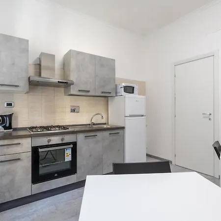 Guest house Amazing Near To Colosseo And Subway