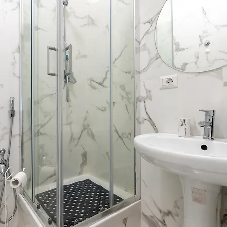 Amazing Near To Colosseo And Subway Rome