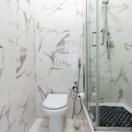 Guest house Amazing Near To Colosseo And Subway