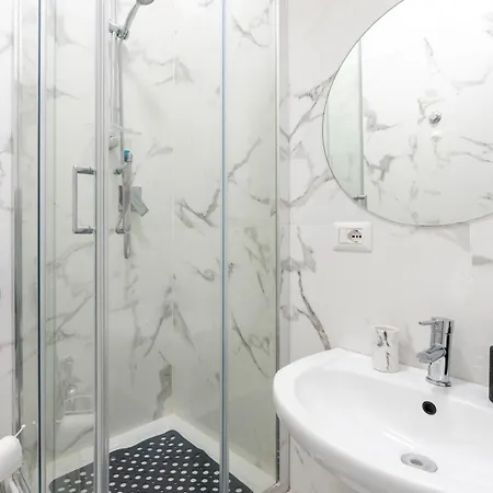 Guest house Amazing Near To Colosseo And Subway