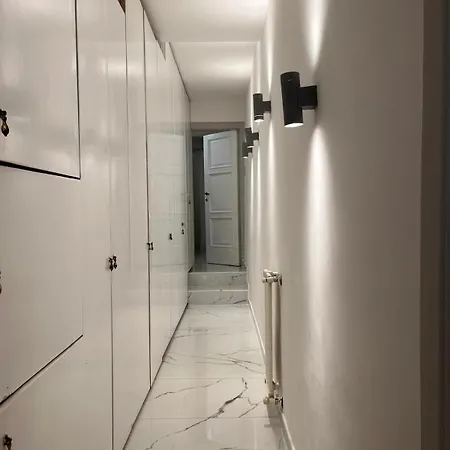 Apartment Crispi 30 Stylish Rome