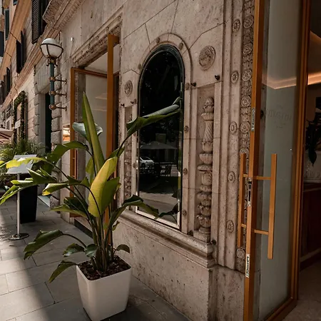 Via Veneto Hotel 5*