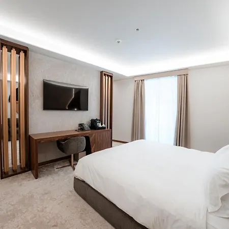 Hotel Via Veneto 5*