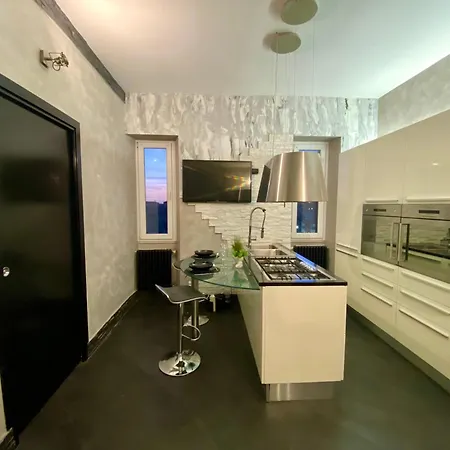 Luxury Design Apartment