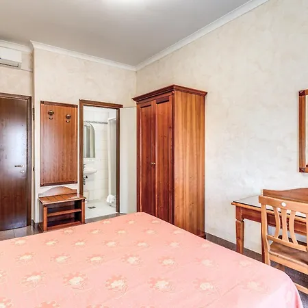 Milo Hotel 3*