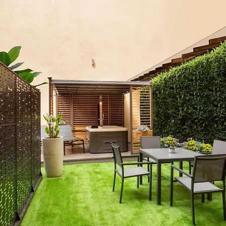 Hotell Condotti Boutique 4*