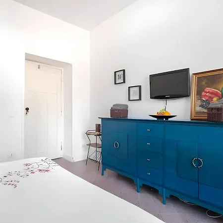 Apartment The Artful Retreat Rome