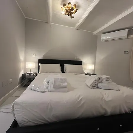 Crispi 30 Stylish * Rome