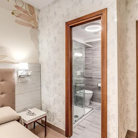 Hotel Milo 3*