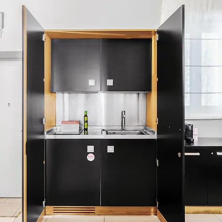 Numa Vici Aparthotel 2*