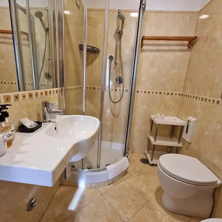 Papavistarelais Bed & Breakfast 3*