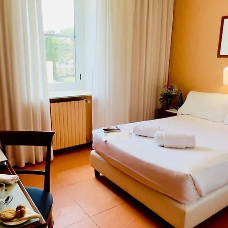 Hotel Eur Parco Dei Pini 3*