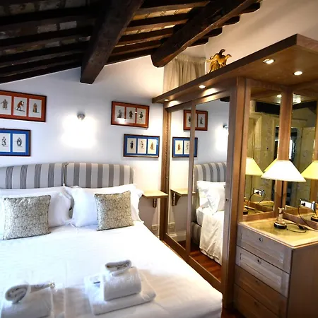 Aparthotel Babuino 79 2*