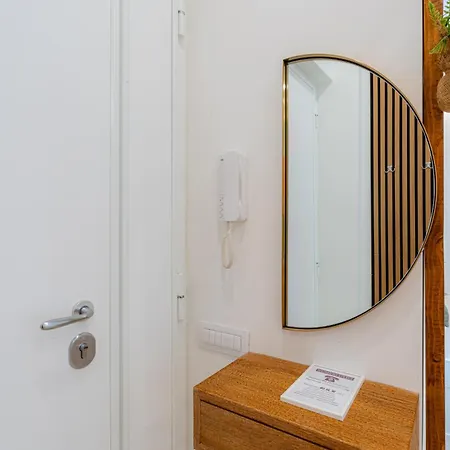 Contessa Elegance Apartment