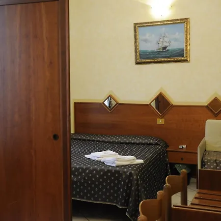 Hotel Farini Rome